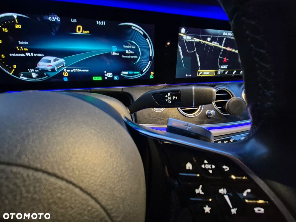 Mercedes-Benz Klasa E 200 AMG/Avantgarde - 17