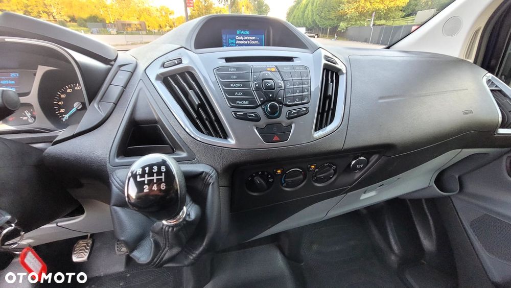 Ford Transit Custom - 12