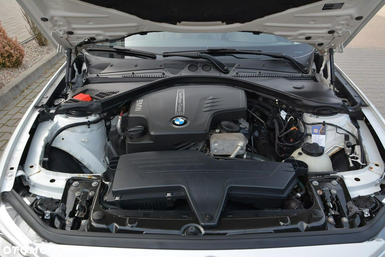 BMW Seria 1 125i M Sport - 33