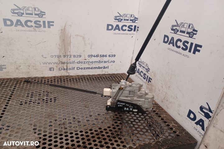 Broasca usa fata dreapta Volkswagen VW Passat B6 [2005 - 2010] wagon - 2