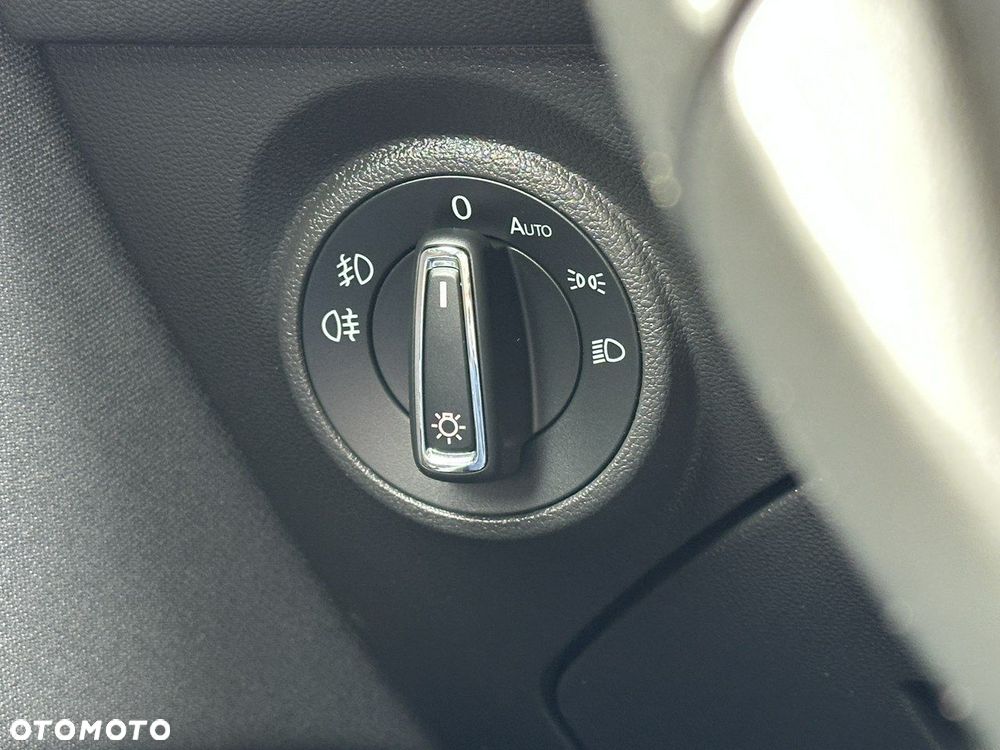 Seat Leon Sportstourer 2.0 TDI DPF DSG Xcellence - 29