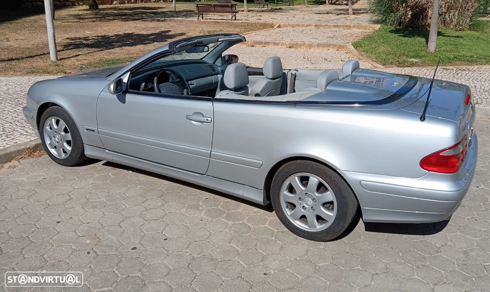 Mercedes-Benz CLK 230 - 9
