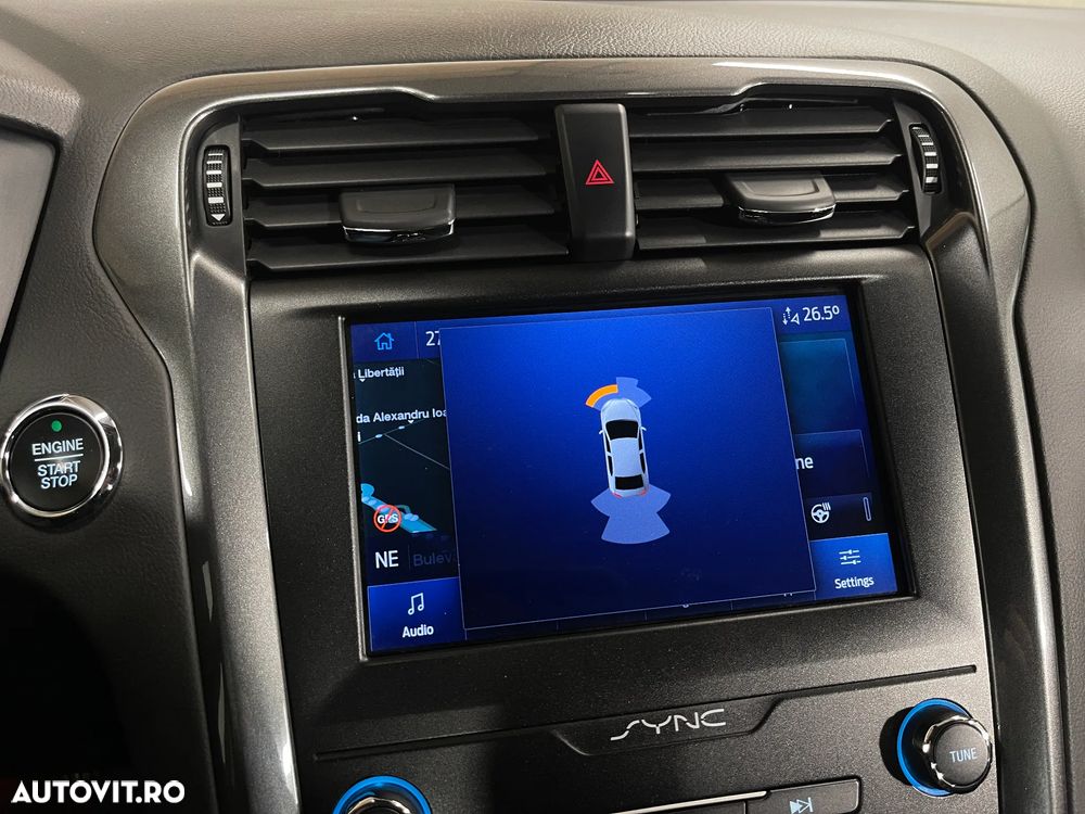 Ford Mondeo 2.0 HEV Titanium - 14