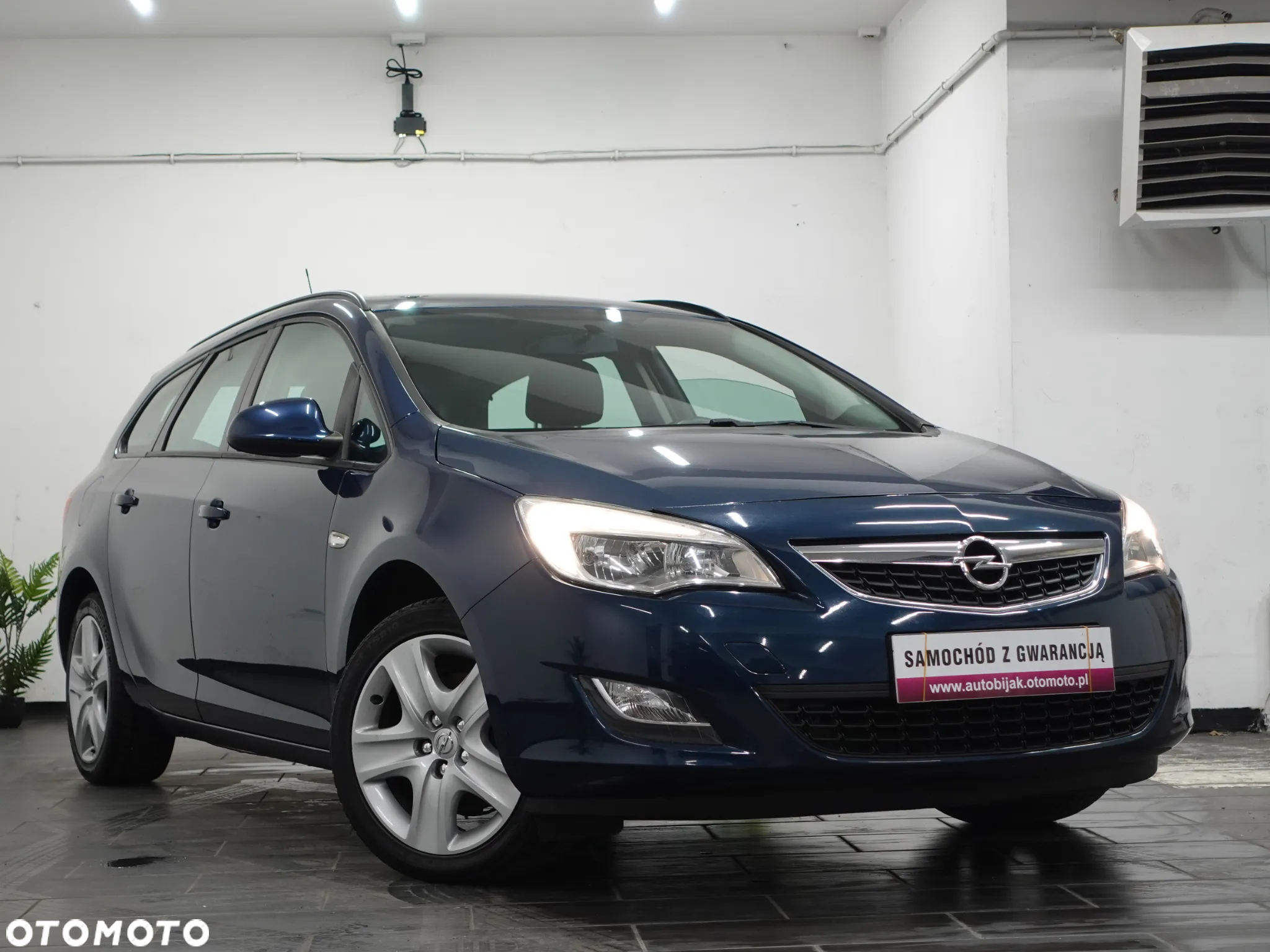 Opel Astra 2.0 CDTI DPF Edition - 12