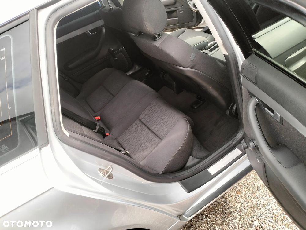 Audi A4 Avant 1.8 T - 7