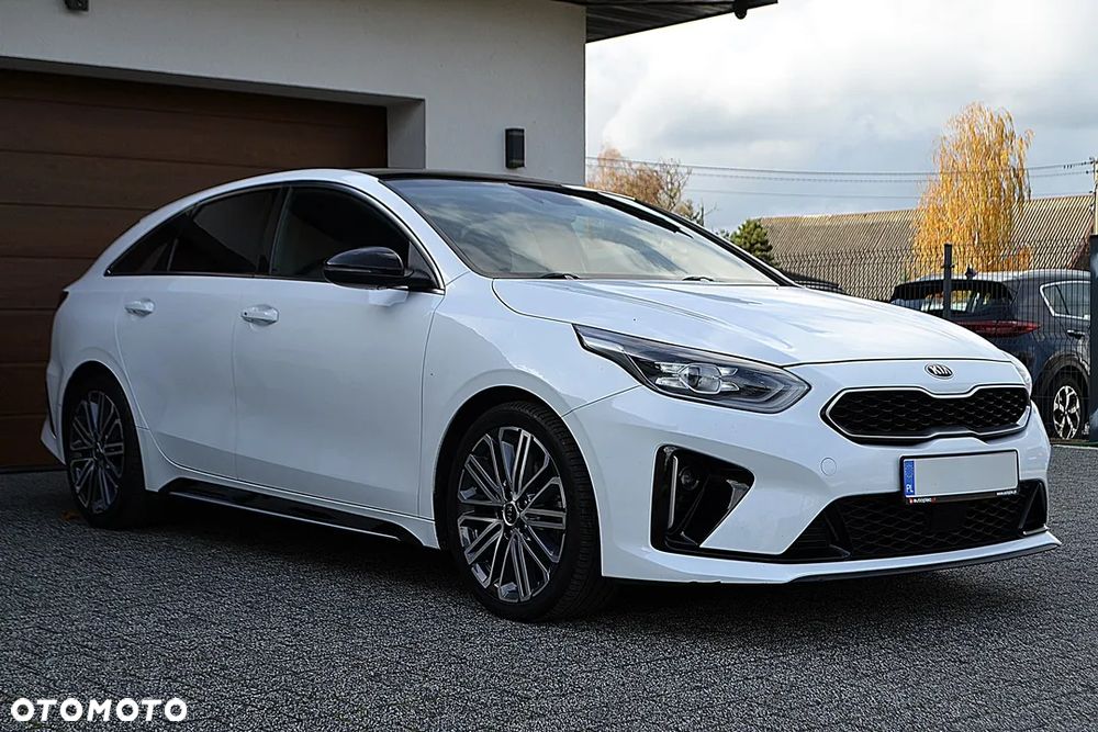 Kia ProCeed 1.5 T-GDI DCT7 OPF GT LINE - 3