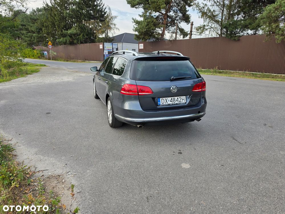 Volkswagen Passat - 8