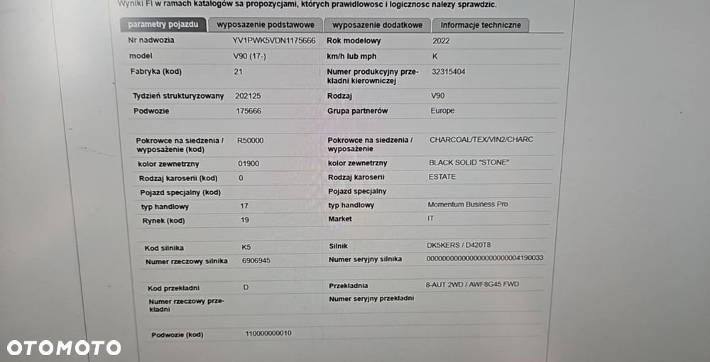Volvo V90 D4 SCR AWD Momentum Pro - 28