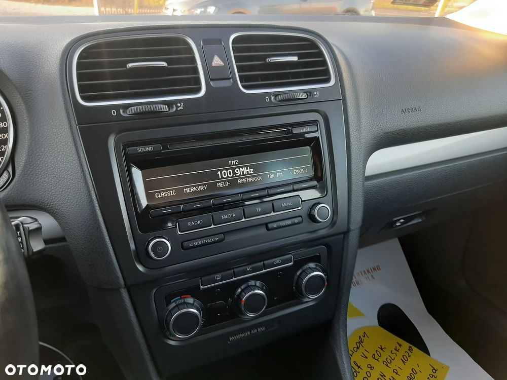 Volkswagen Golf VI 1.6 Comfortline - 12