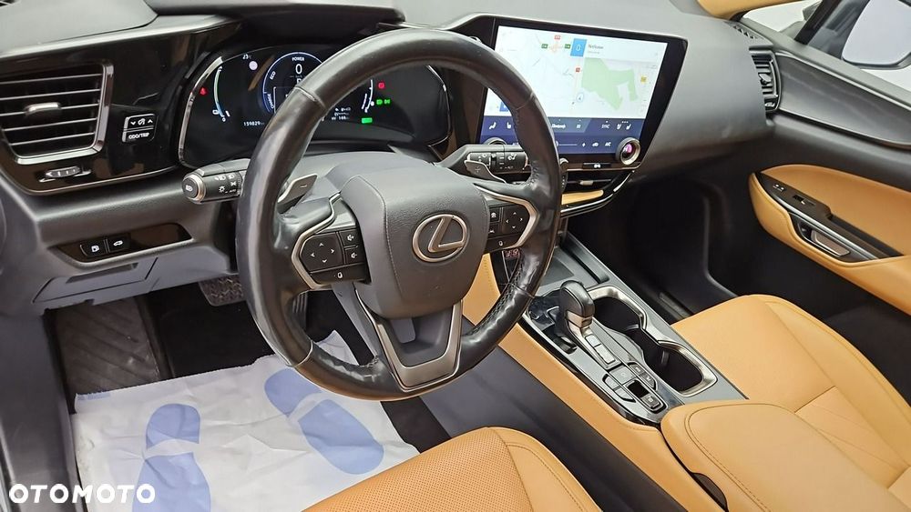 Lexus NX 450h+ Omotenashi AWD - 9