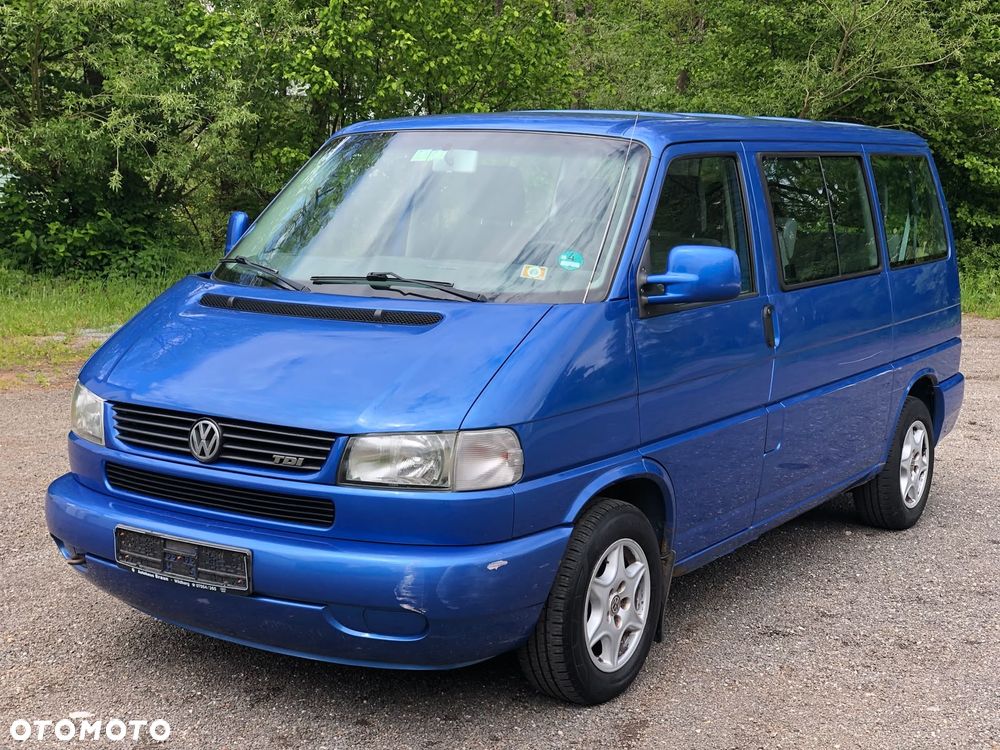 Volkswagen Multivan - 2