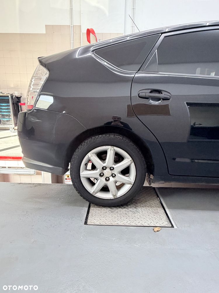 Toyota Prius 1.5 VVT-i Prestige - 13