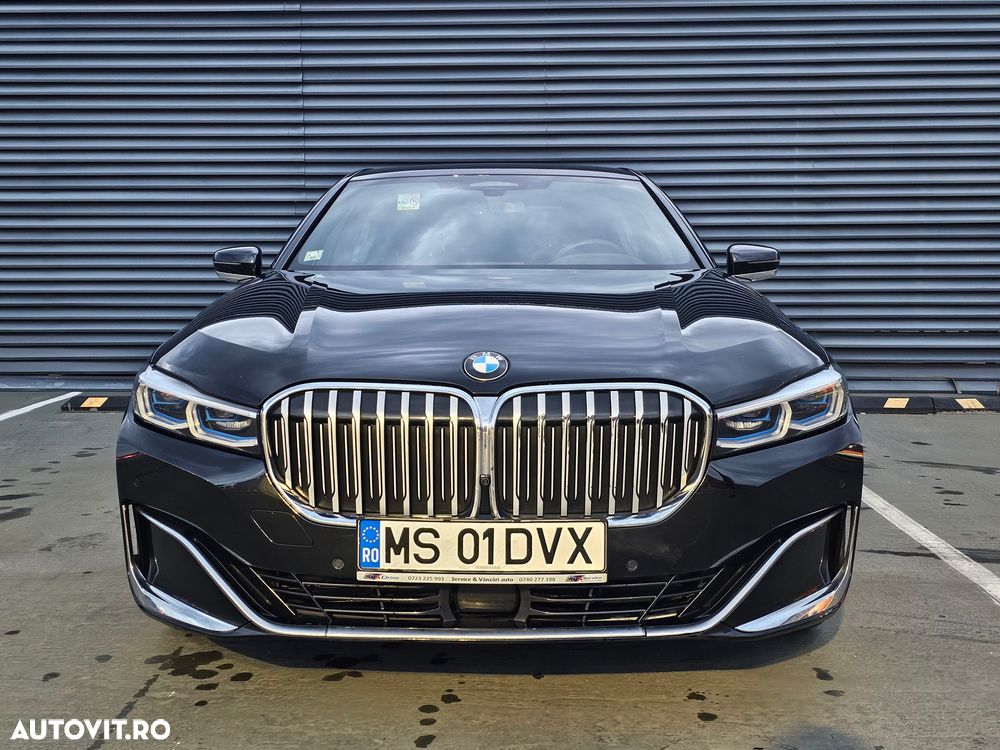 BMW Seria 7 740d xDrive MHEV - 6