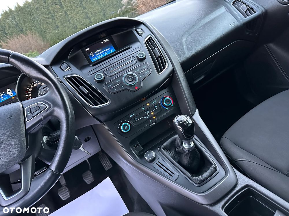 Ford Focus 1.5 EcoBlue STart-Stopp-System TITANIUM - 20