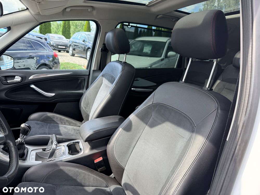 Ford S-Max 2.0 TDCi Titanium - 12