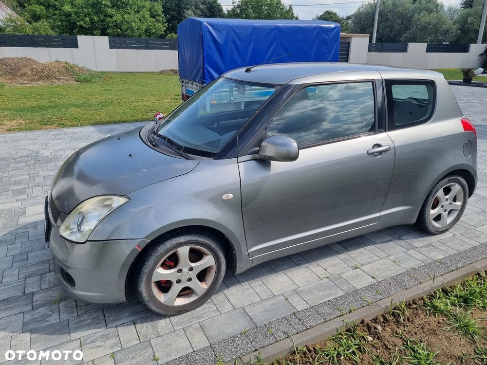 Suzuki Swift 1.5 GS - 2