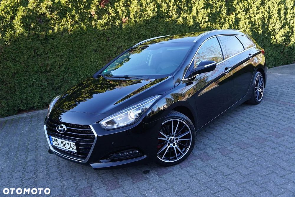 Hyundai i40 1.7 CRDi Premium DCT - 1