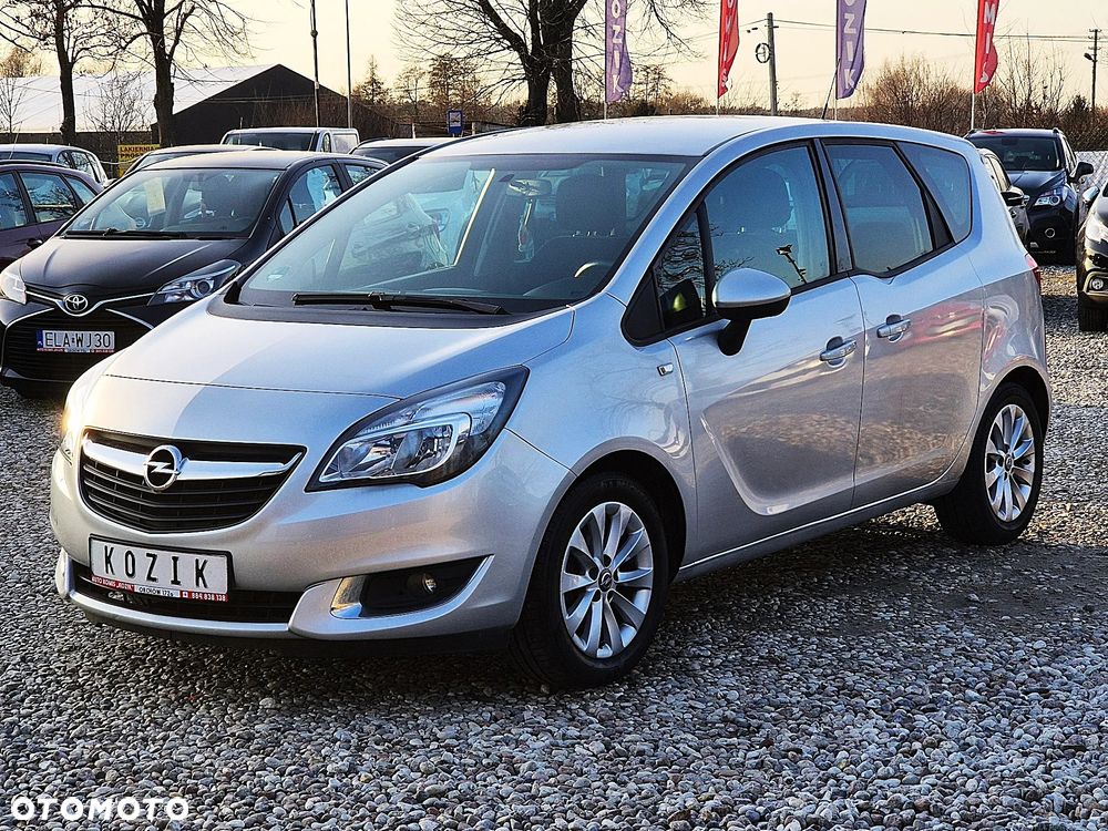 Opel Meriva 1.4 T Essentia - 1