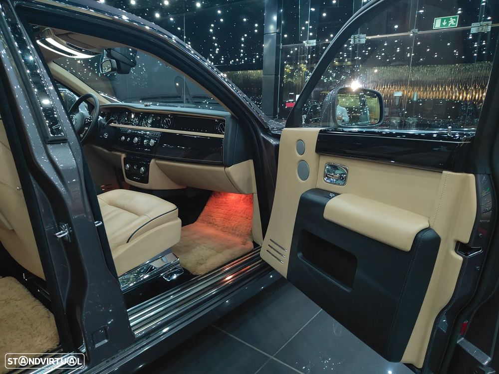 Rolls Royce Phantom 6.8 V12 - 23