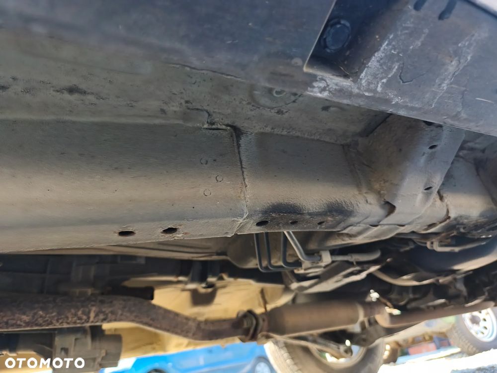 Suzuki Grand Vitara 1.6 - 24