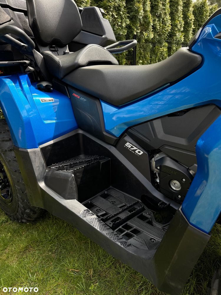 Can-Am Outlander Max - 10