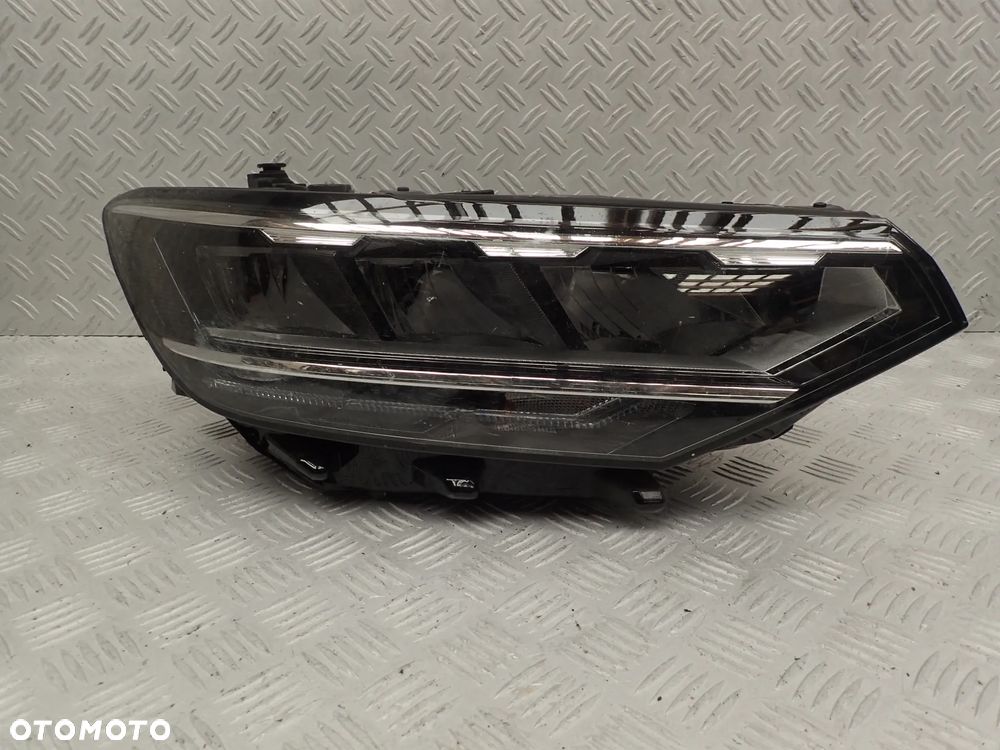 LAMPA PRAWY PRZÓD  VW PASSAT B8 LIFT FULL LED 3G1941036P RADOM
