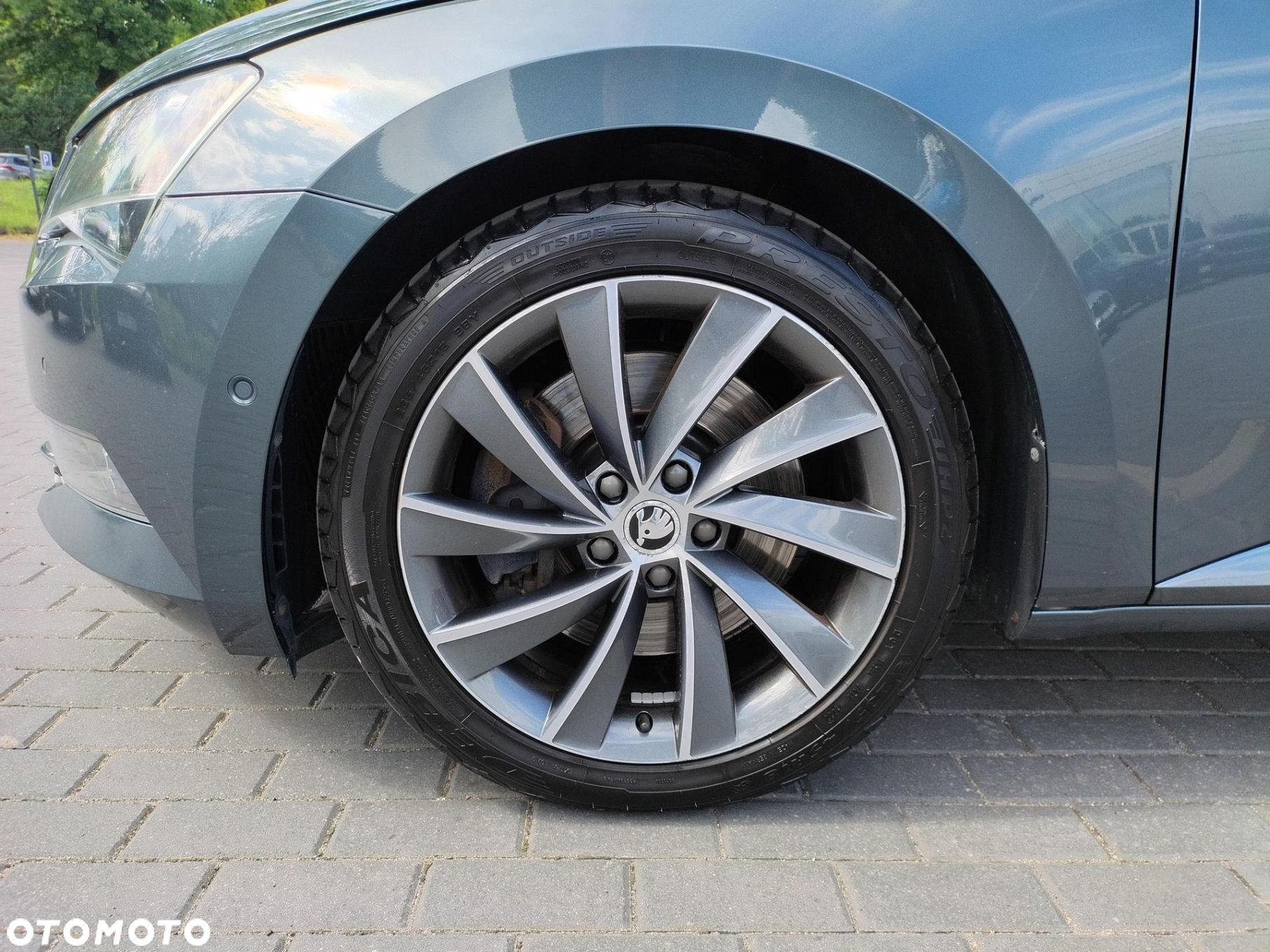 Skoda Superb 2.0 TSI 4x4 L&K DSG - 9