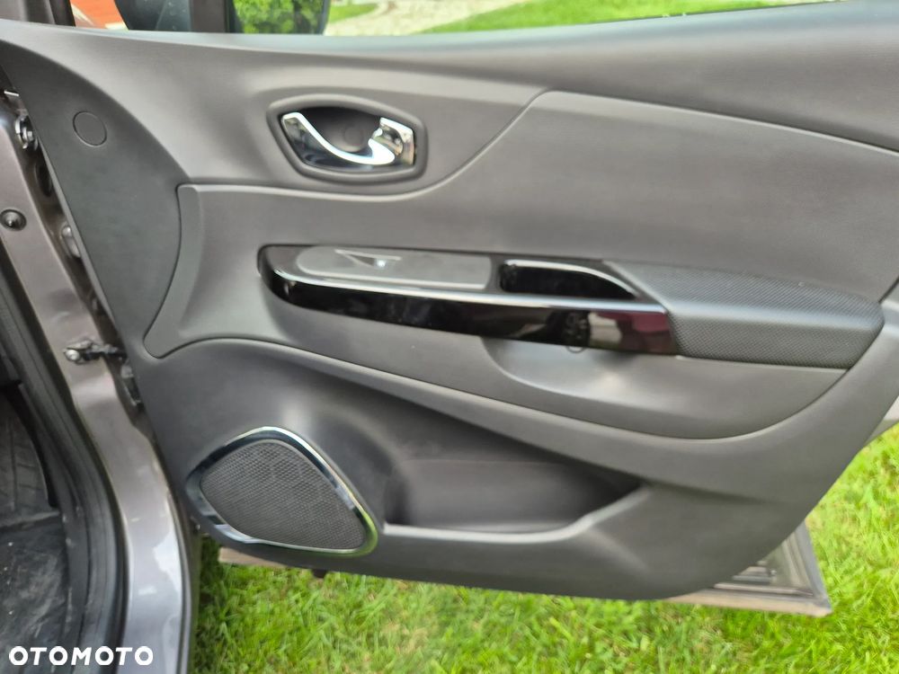 Renault Captur 1.2 Energy TCe Limited EDC - 26