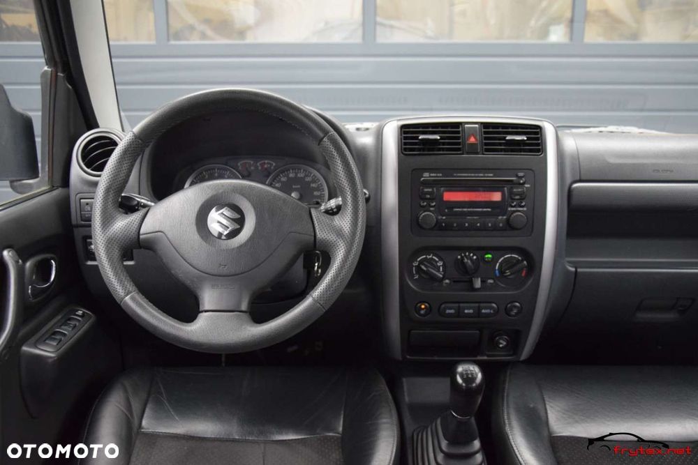 Suzuki Jimny - 29