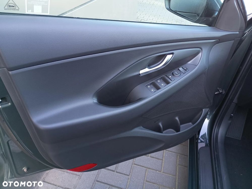 Hyundai i30 1.5 T-GDI 48V Smart - 10