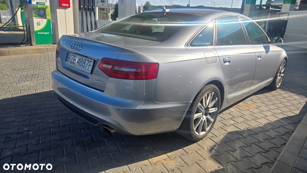 Audi A6 - 6