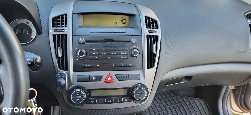 Kia Ceed 1.6 Crdi Comfort - 11