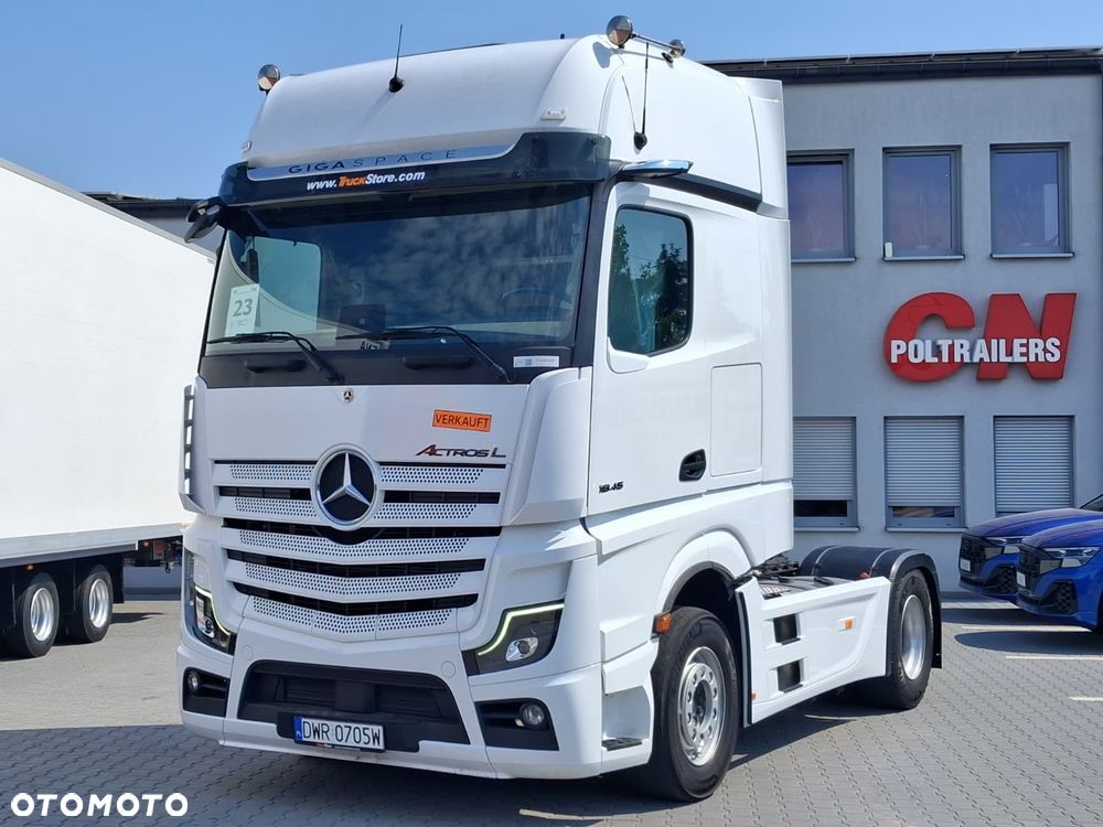 Mercedes-Benz Actros 1845, Standard - 1