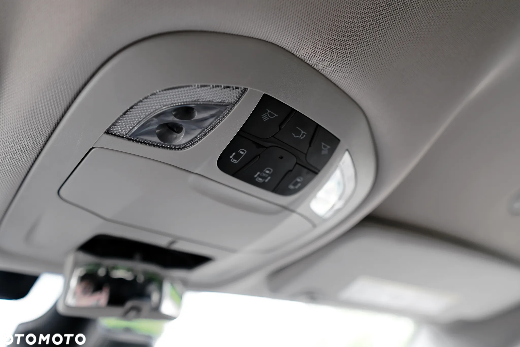 Chrysler Pacifica - 14