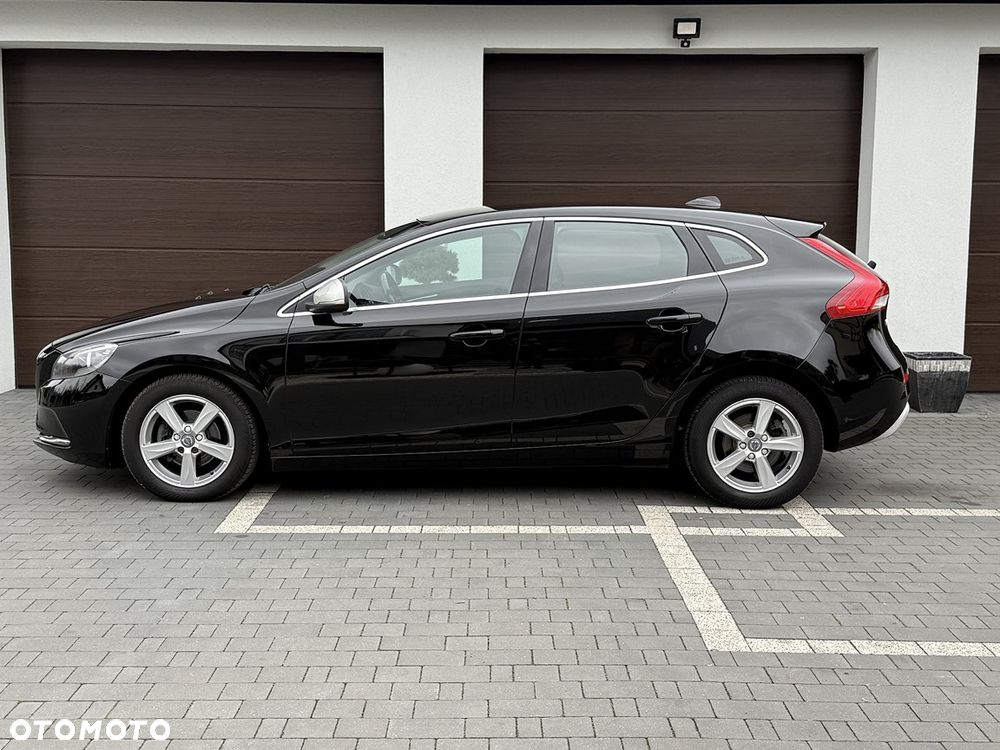 Volvo V40 D2 Drive-E Momentum - 3
