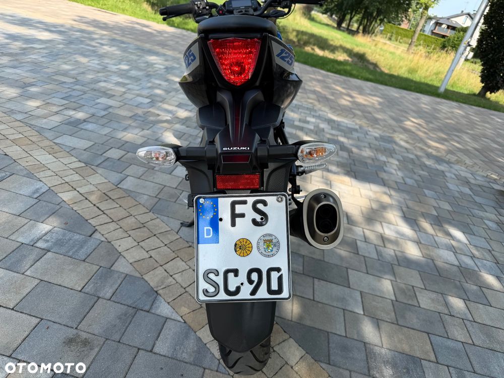 Suzuki GSX - 5
