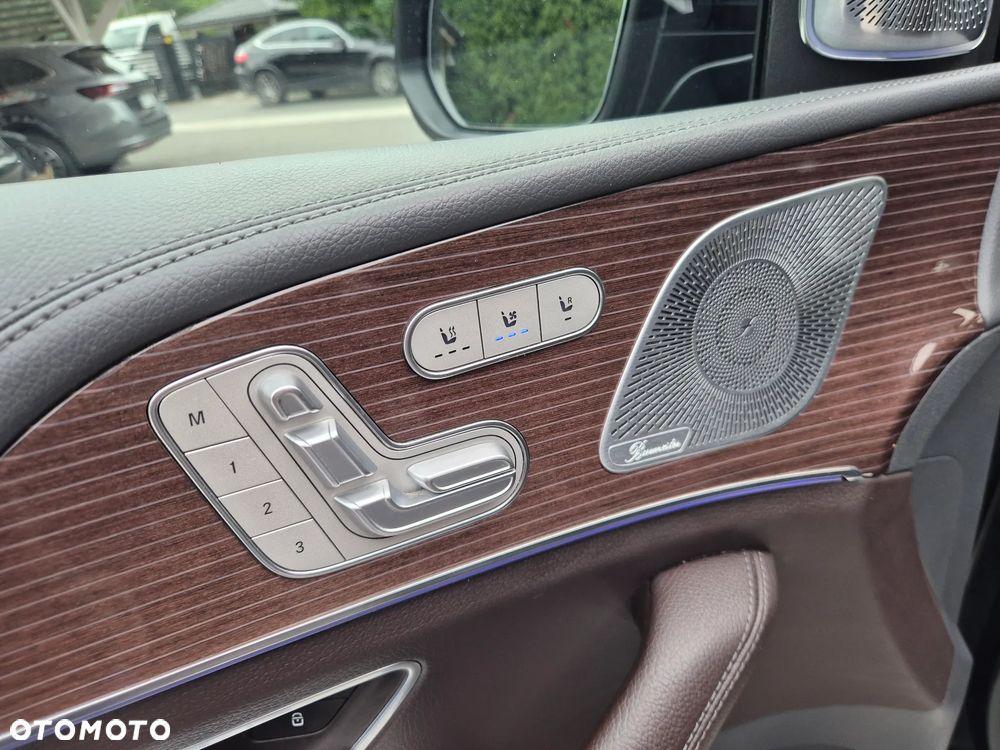 Mercedes-Benz GLS - 24