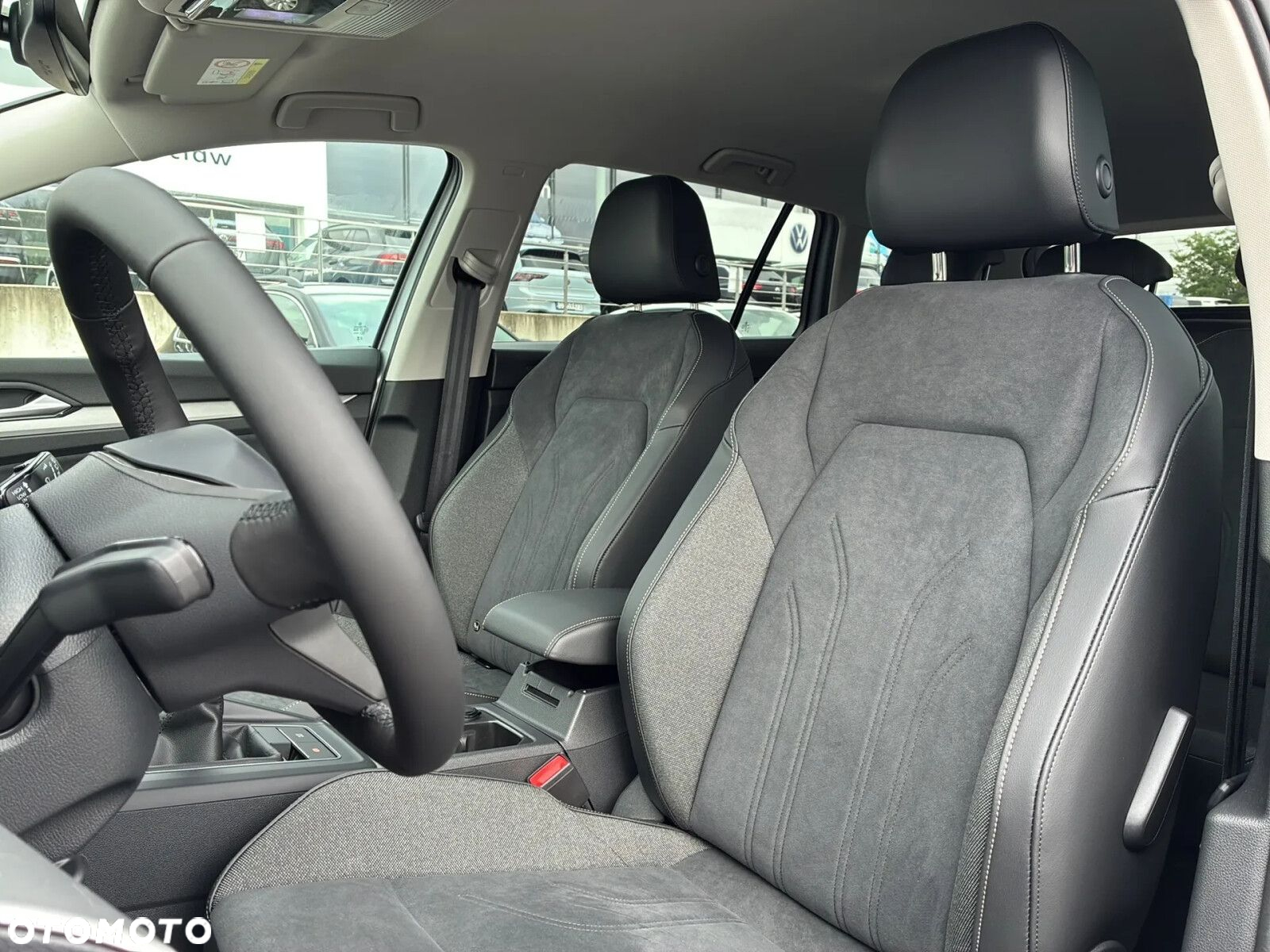 Volkswagen Golf - 6