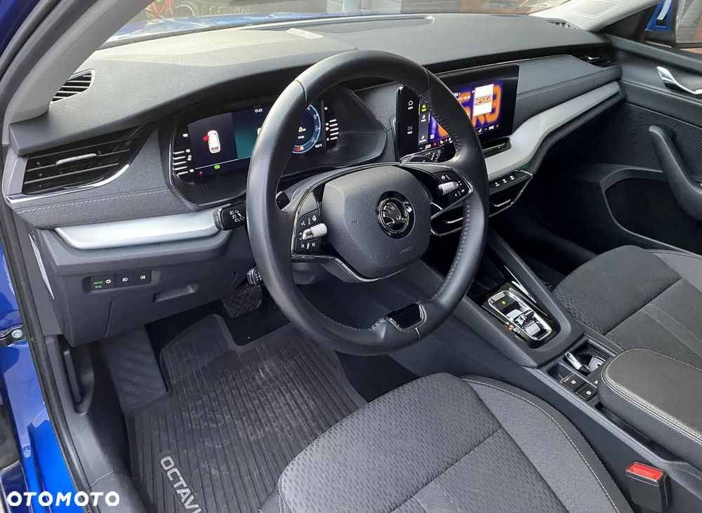 Skoda Octavia 2.0 TDI Style DSG - 19