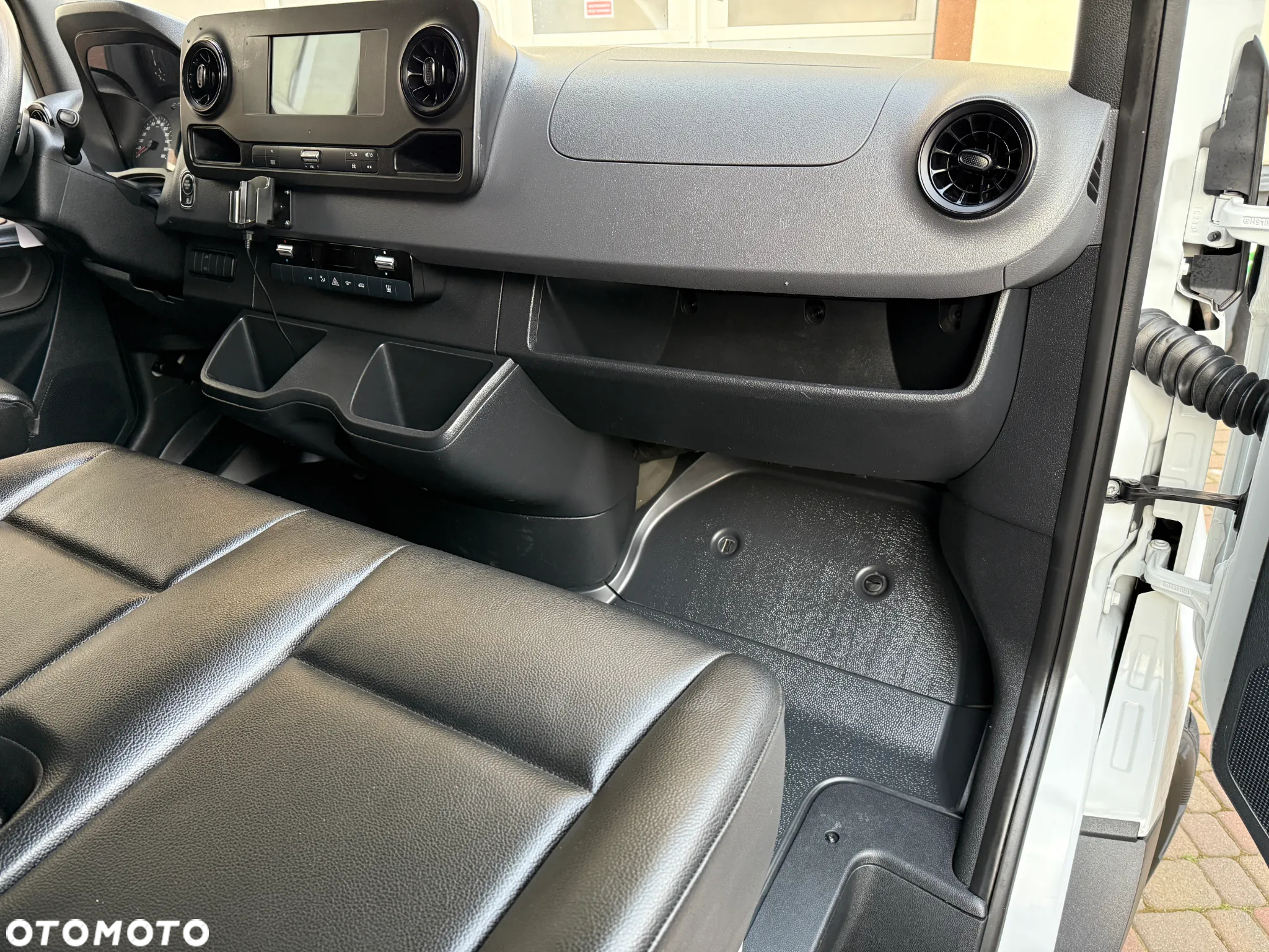 Mercedes-Benz Sprinter 3.0 V6 Winda - 28