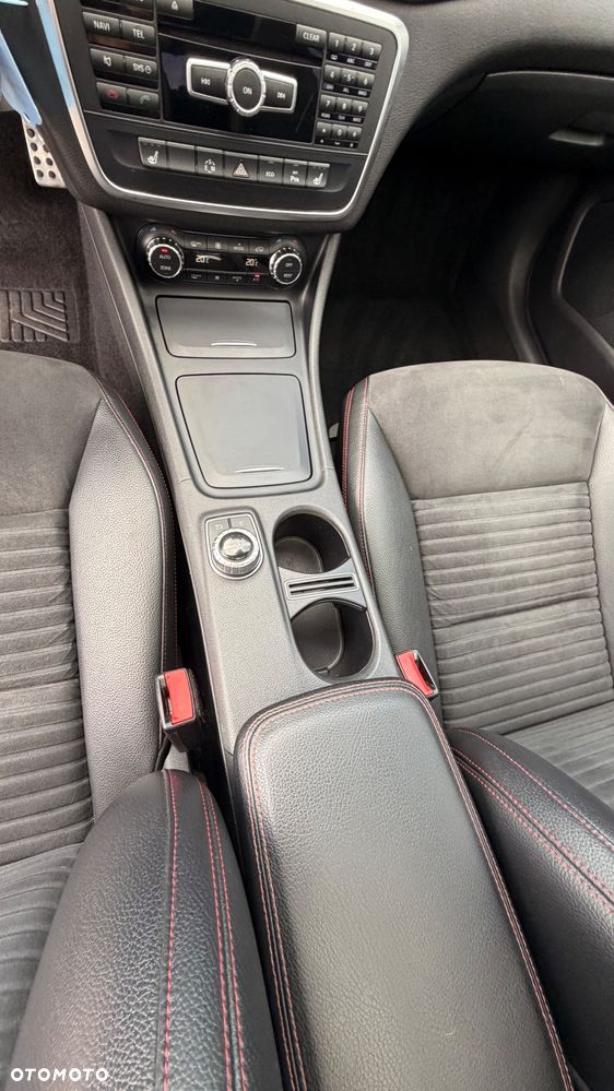 Mercedes-Benz CLA 180 7G-DCT AMG Line - 15