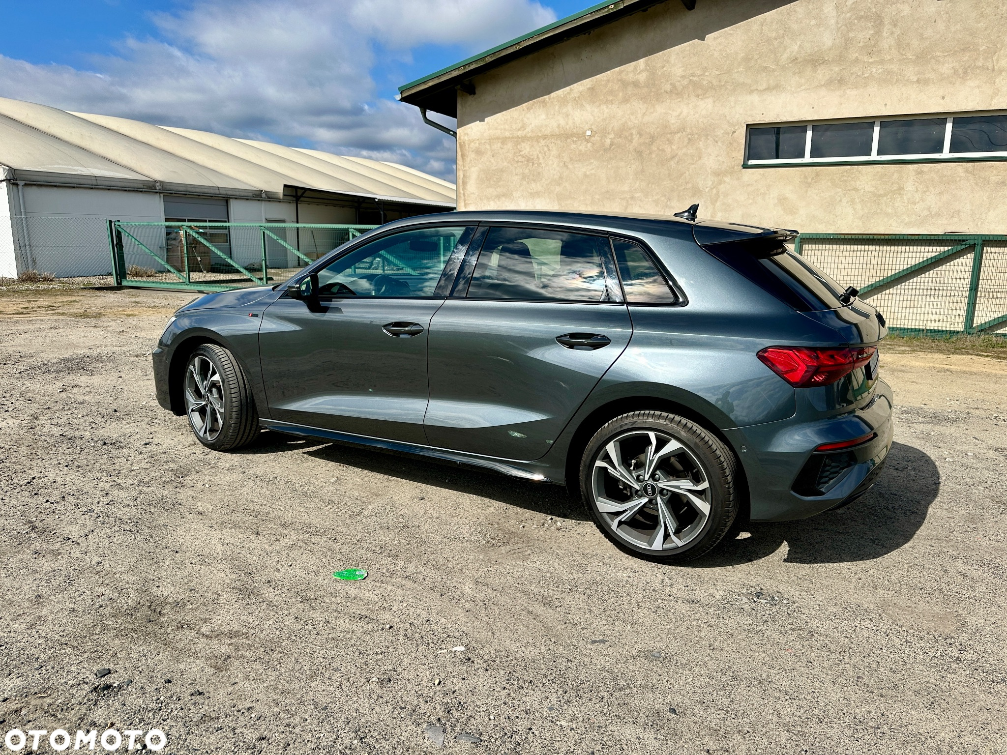 Audi A3 35 TFSI Sportback S line - 3