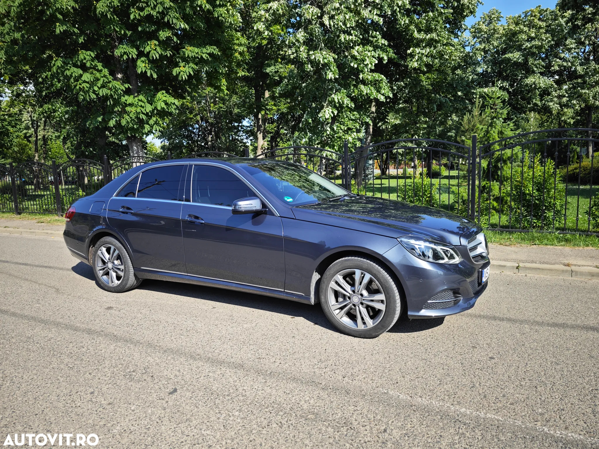 Mercedes-Benz E 400 4Matic 7G-TRONIC Avantgarde - 8