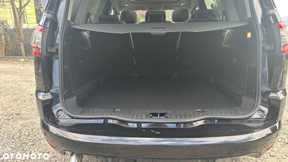 Ford S-Max 2.0 TDCi DPF Titanium - 13