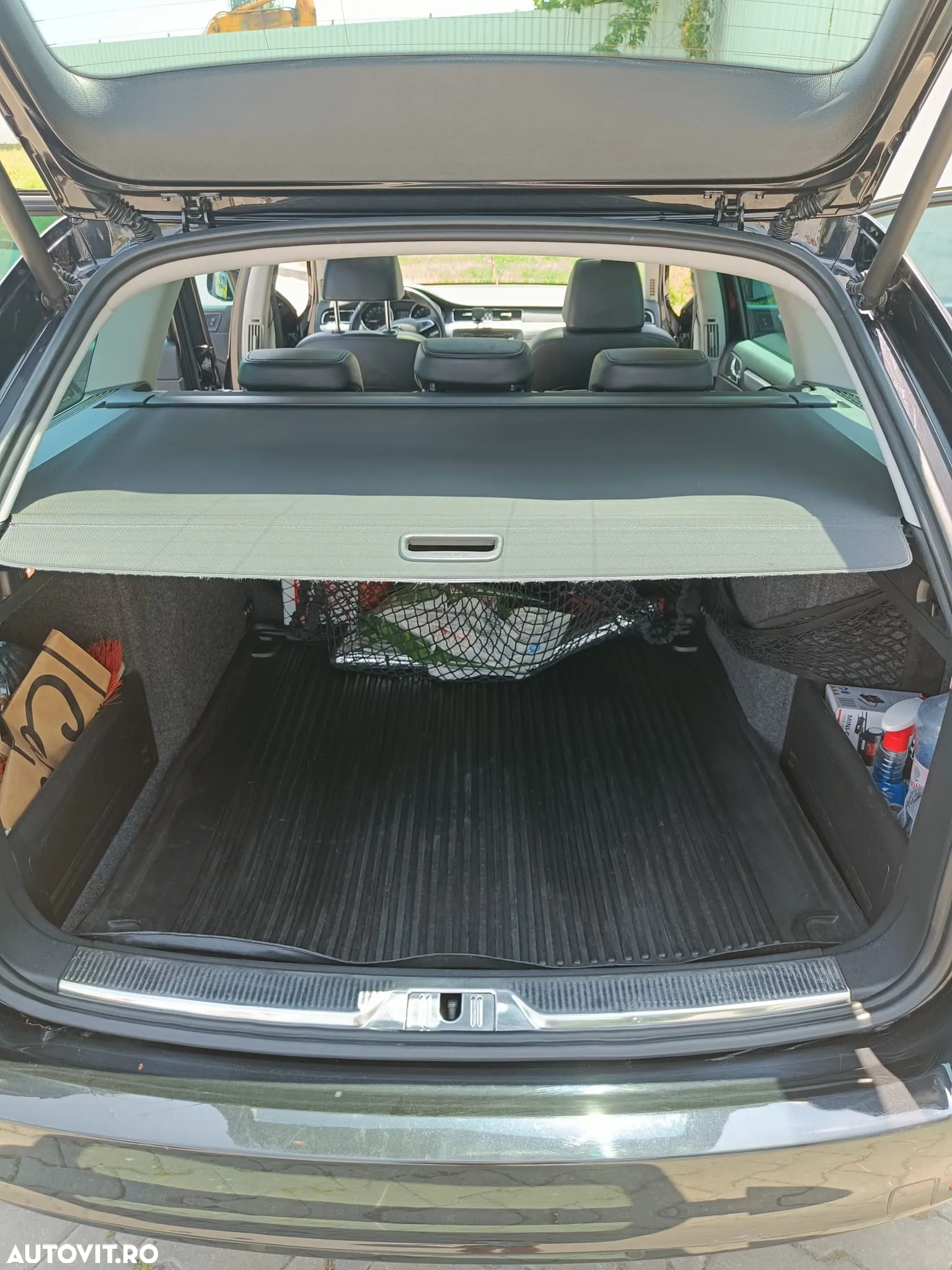 Skoda Superb 2.0 TDI DSG Elegance - 30