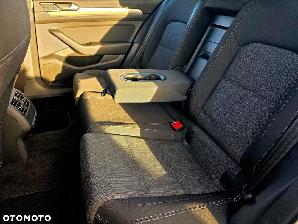 Volkswagen Passat 1.5 TSI EVO Business DSG - 22