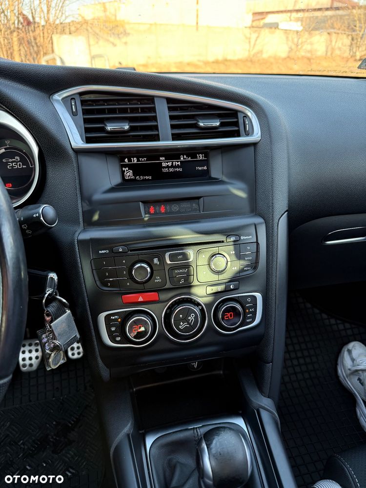 Citroën DS4 1.6 VTi SoChic - 12