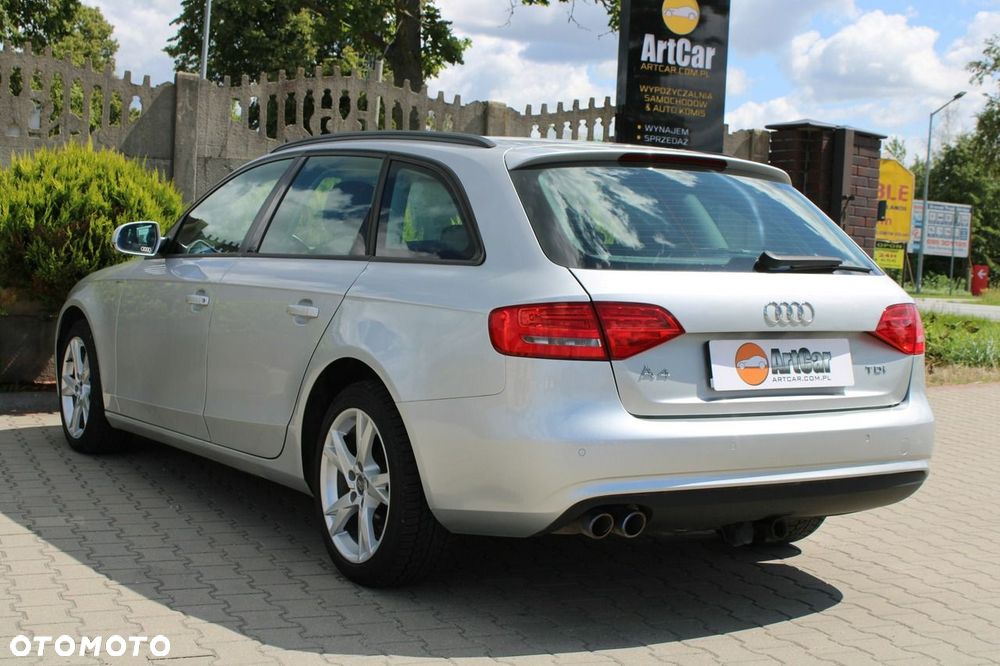 Audi A4 Avant 2.0 TDI DPF Ambiente - 6