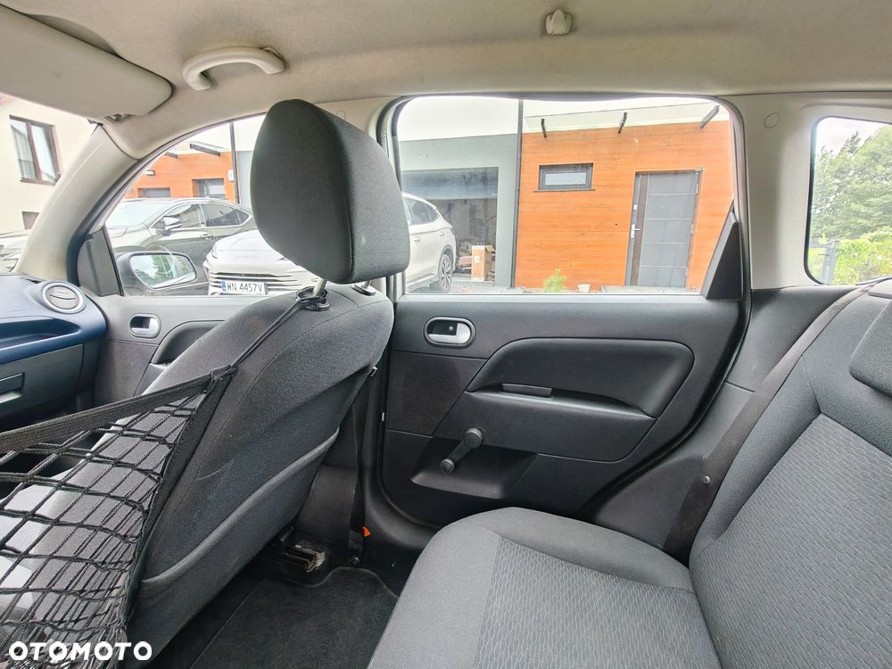 Ford Fiesta - 19