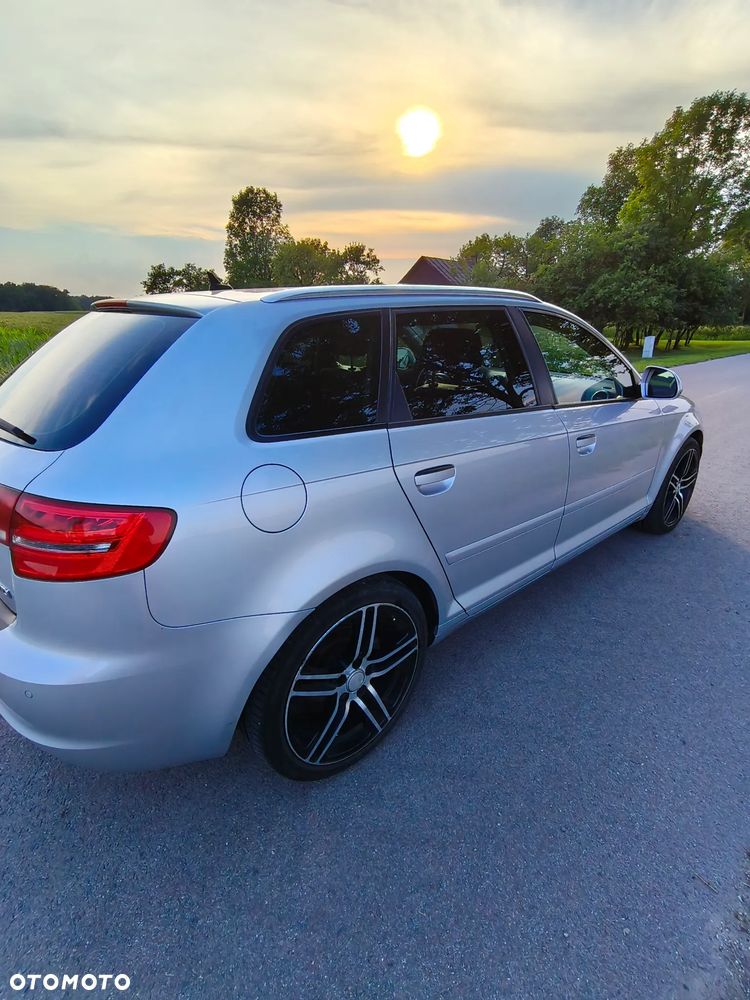 Audi A3 Sportback 2.0 TDI Ambition - 2